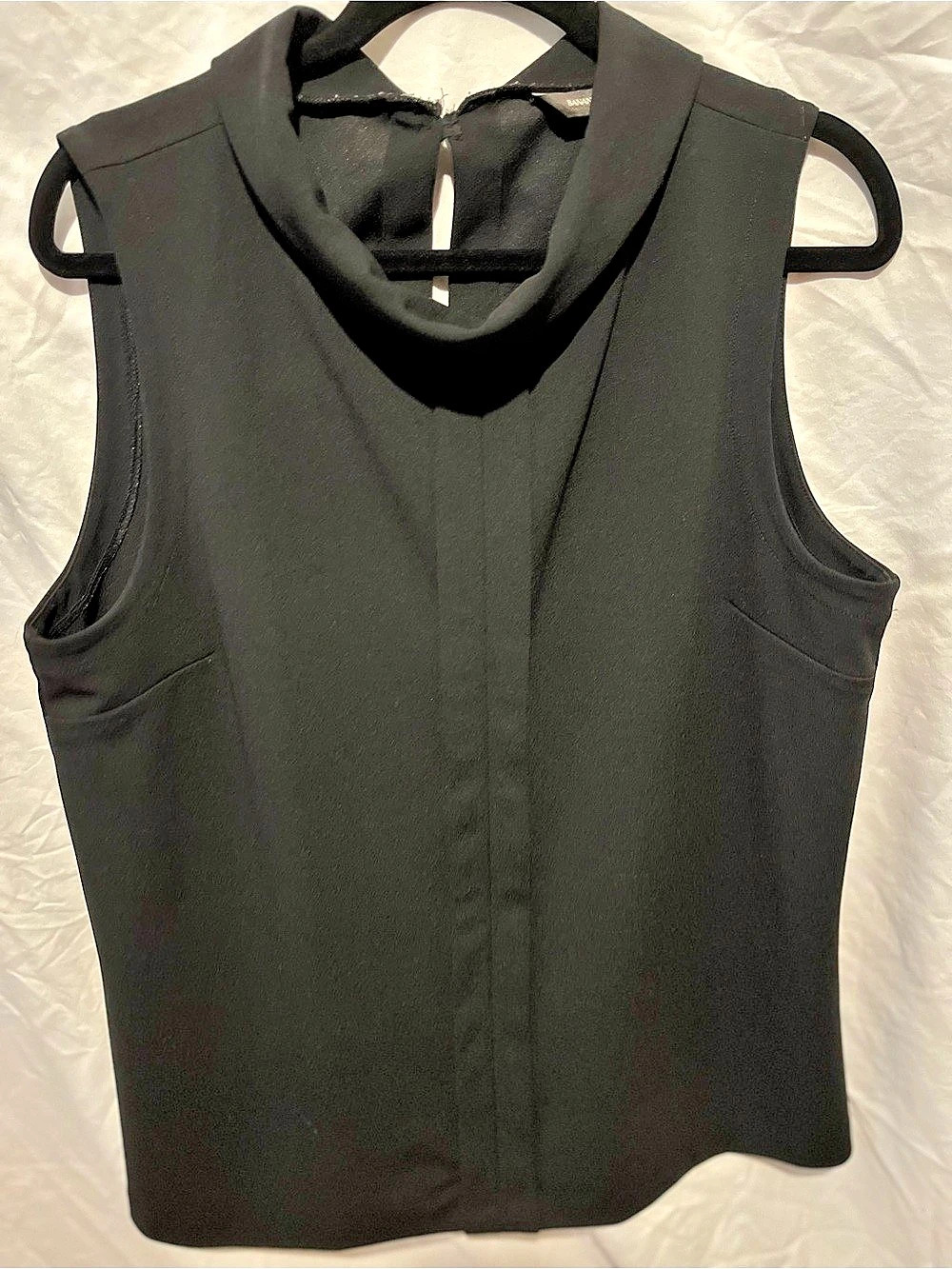 Banana Republic Sleeveless Draped Neck Blouse Black XL Like New